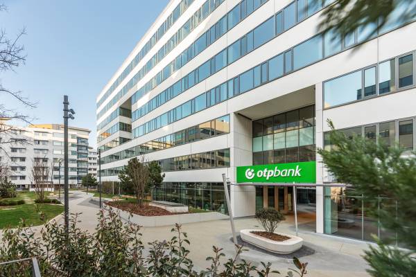 1920_14-582-otp-irodahaz-03-25-ga-jpg-epiteszforum-30-2022-06-06-162041